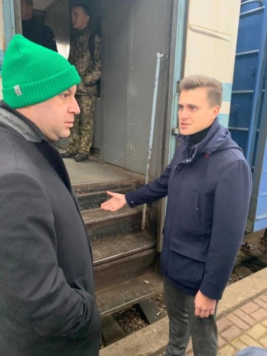 Фото 3 — Александр Скичко: из шоумена в "смотрящие" "Укрзализныци"