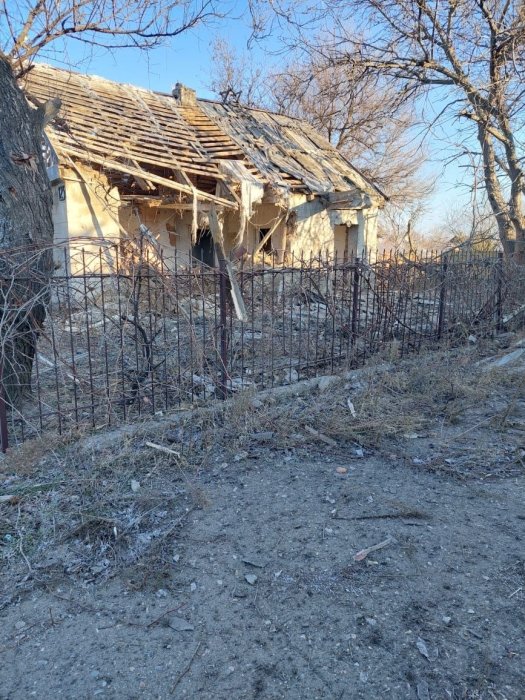 Фото 2 — ПВО уничтожила 21 дрон и 2 ракеты, в Запорожской области погибла женщина: ситуация в регионах
