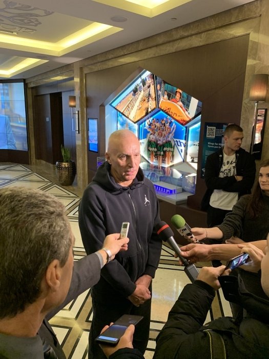 Фото 3 — В день своего 60-летнего юбилея Ярославский подарил Харькову музей Евро-2012