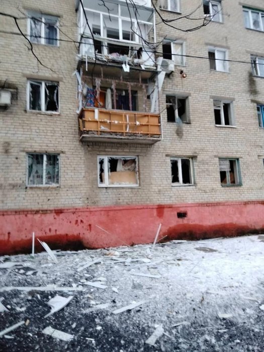 Фото 3 — Оккупанты ударили ракетами по Донецкой области: в ОВА показали последствия (ФОТО)