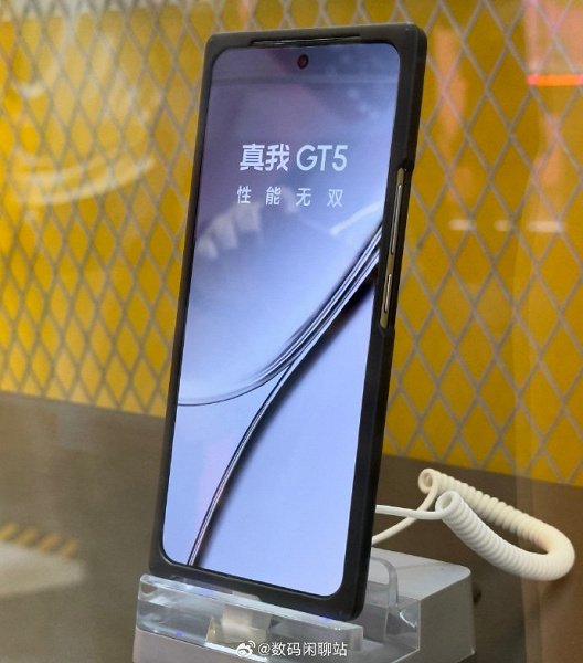 Фото 3 — Realme назвала дату презентації свого нового флагмана