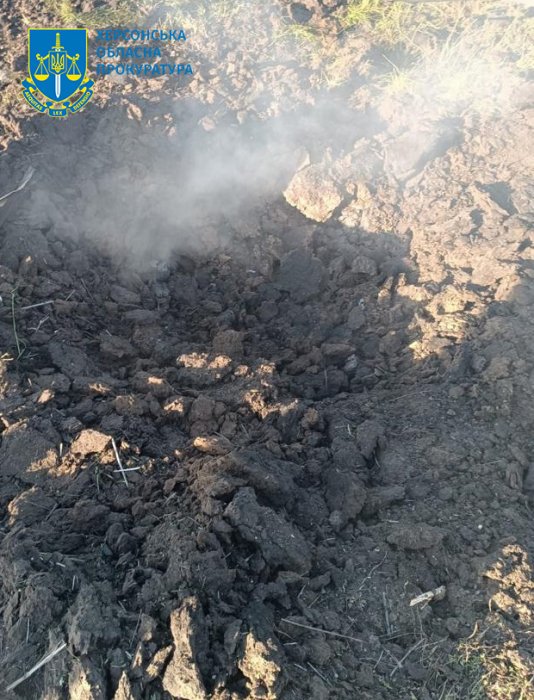 Фото 2 — Россияне обстреляли из миномета село в Херсонской области: есть погибшая