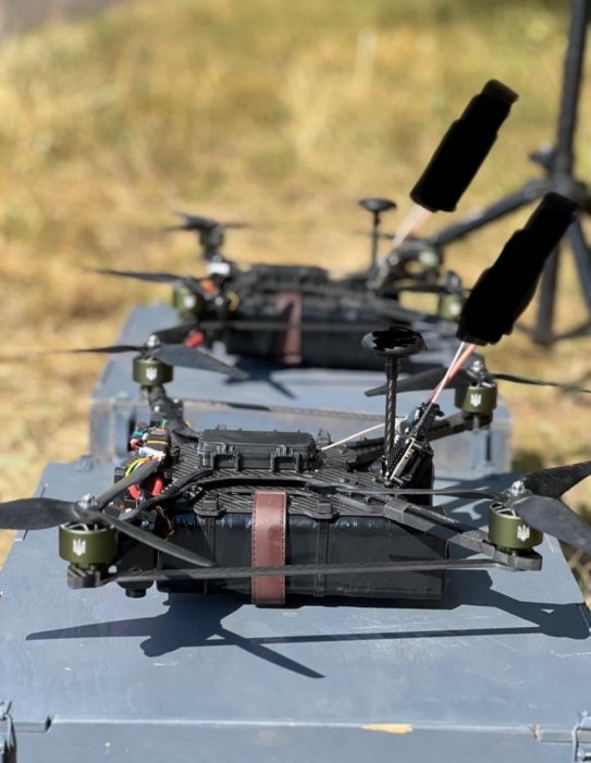 Фото 2 — Усовершенствованная версия STING Mad Max: команда инженеров Голыка сделала свой бомбер более выносливым и эффективным