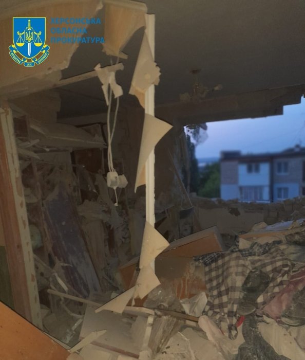 Фото 2 — Мужчина погиб под завалами в Херсоне в результате российских обстрелов
