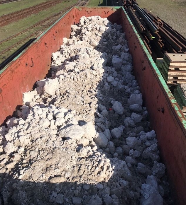 Фото 2 — У Черкаській області виявили білоруські добрива та російську глину на 20 млн грн