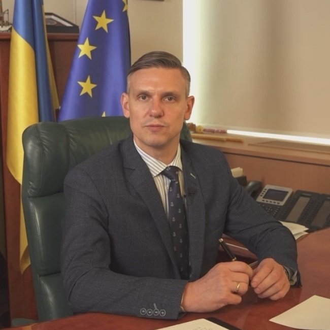 Уряд відсторонив з посади голову Адміністрації судноплавства