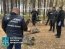 На деокупованому лівобережжі Осколу знайшли рештки жорстоко вбитих цивільних, скованих кайданками (ФОТО 18+)