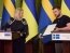 Швеция передала Украине копию древнего письма о признании Запорожской Сечи как независимого государства
