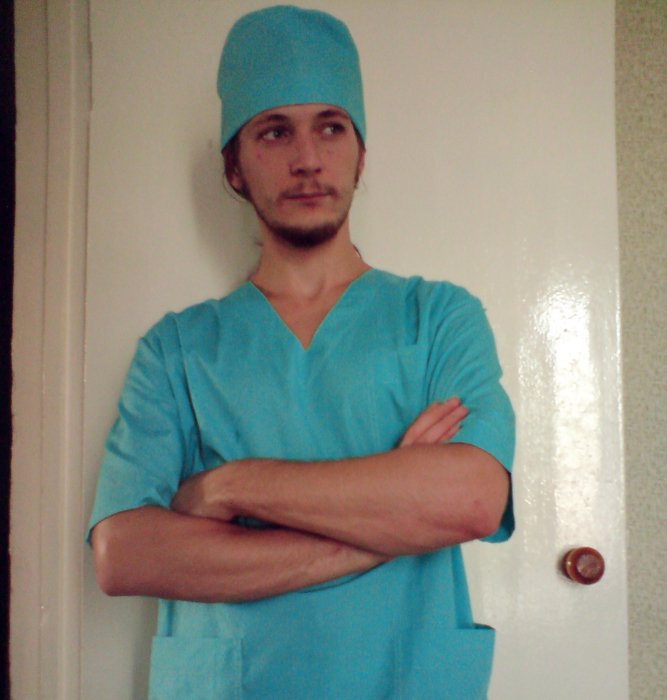 Фото 3 — Працював на кількох роботах і одночасно навчався: як медику швидкої допомоги вдалося стати айтішником