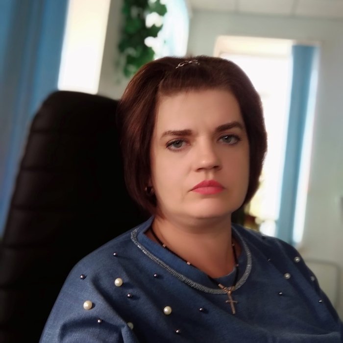 Фото 2 — Вследствие авиаудара по Орехову погибла пара железнодорожников-волонтеров: что будет с ребенком