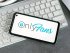 OnlyFans, смартфон, клавиатура ПК