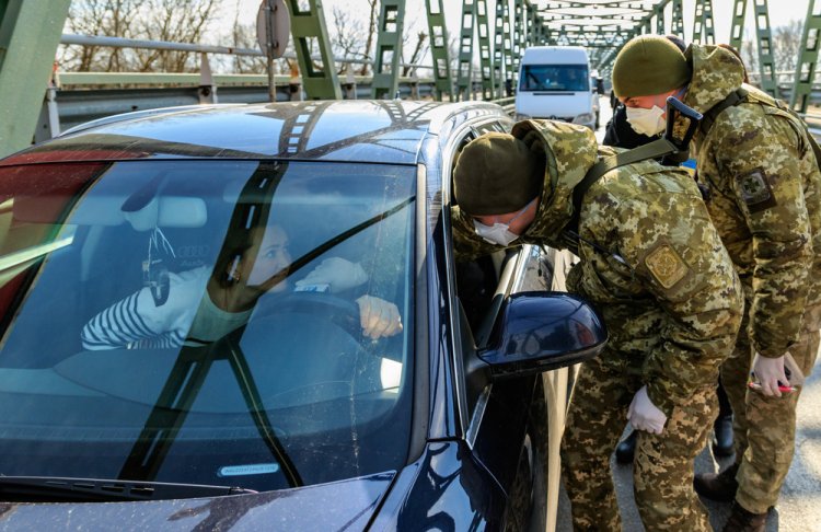 Приложение по номерам автомобиля