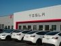 автомобили Tesla, салон Tesla
