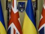 Государственные флаги Украины и Великобритании
